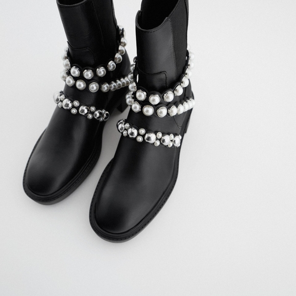 NWT Zara pearl and silver studded moto boots - Picture 6 of 16